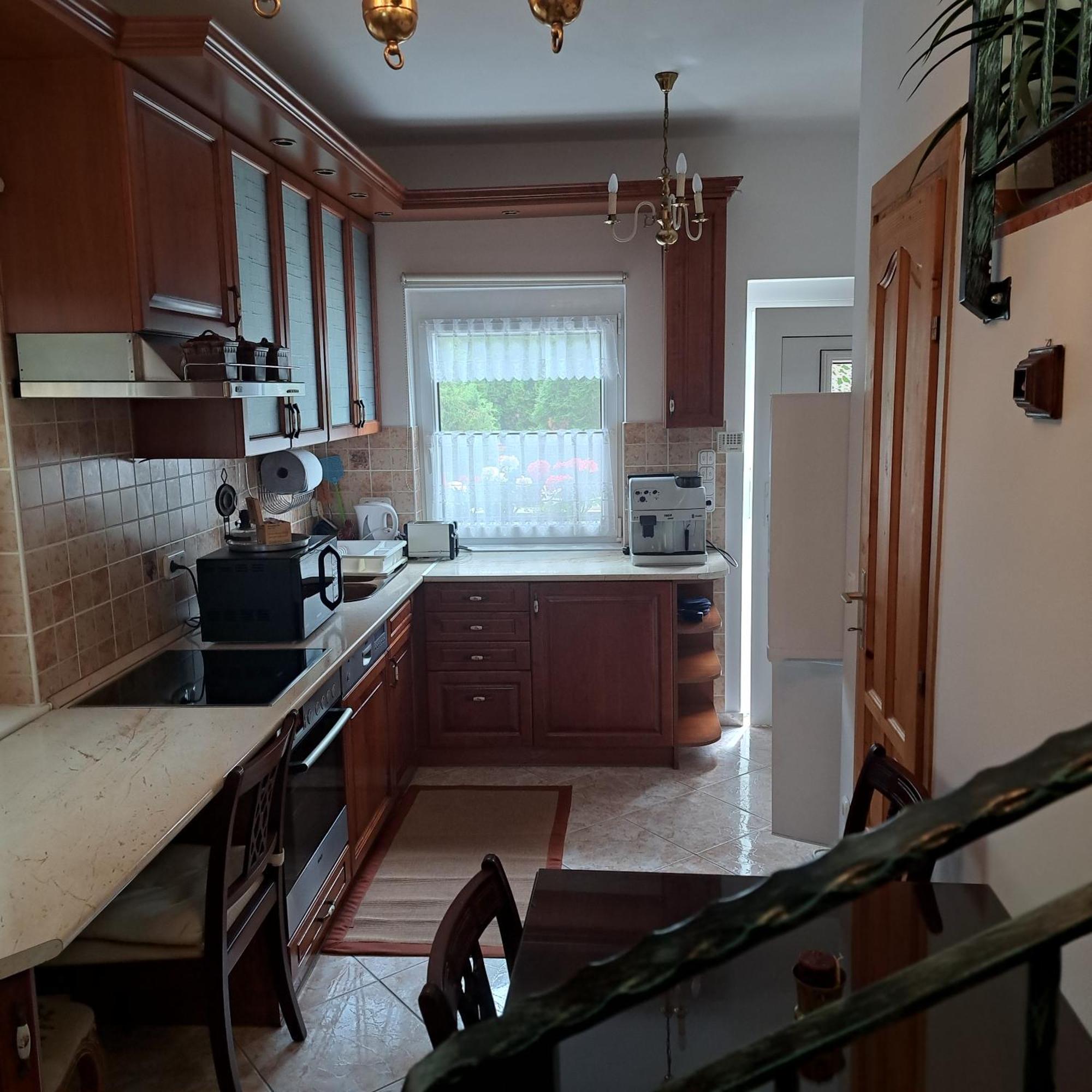 Appartamento Tavirozsa Balatonfůzfő Esterno foto