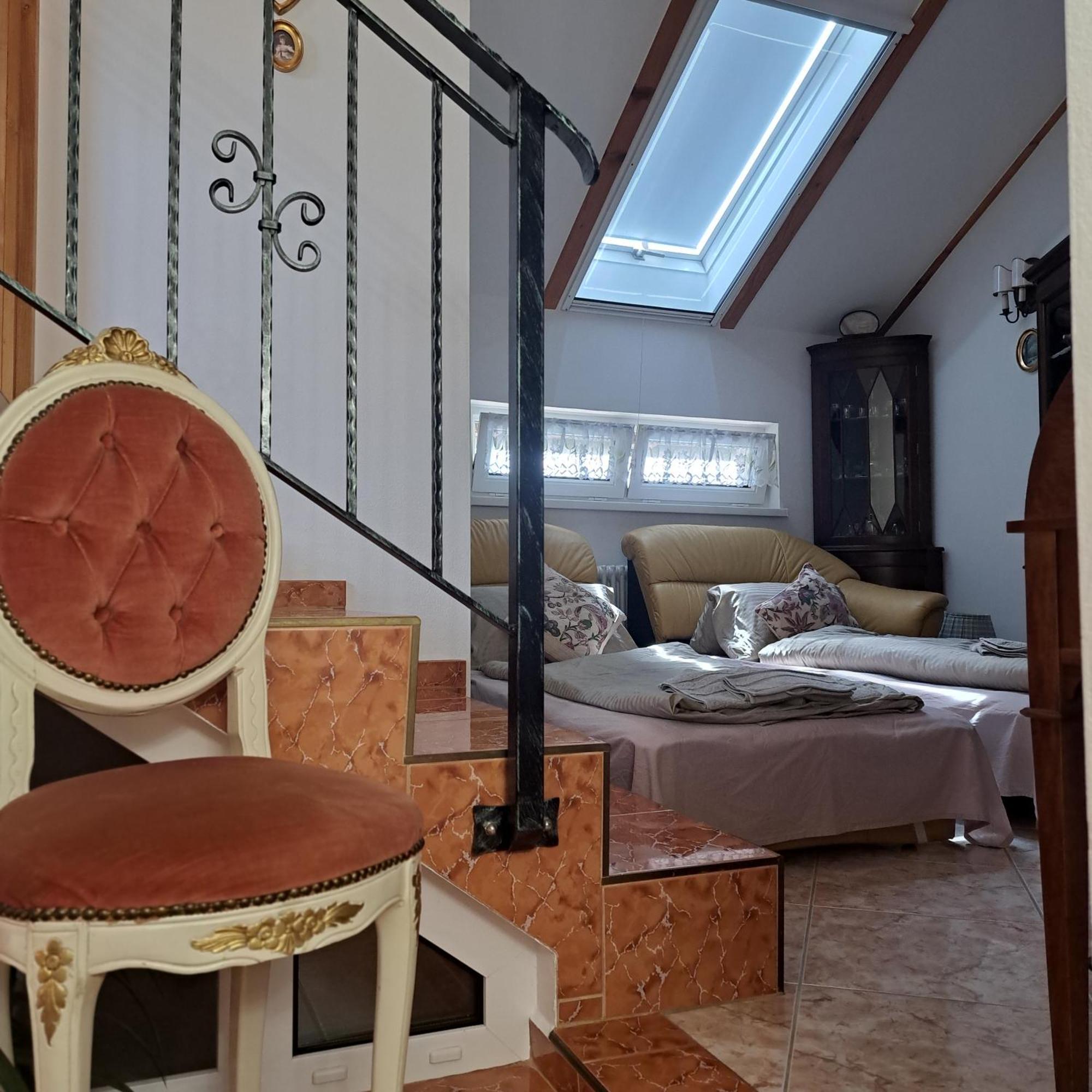 Appartamento Tavirozsa Balatonfůzfő Esterno foto